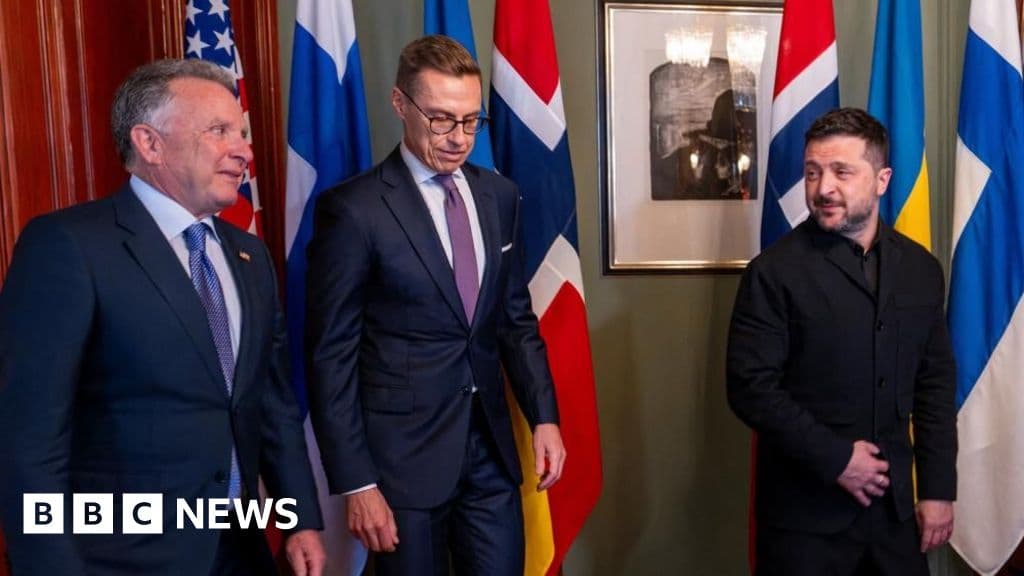 Zelensky says US intelligence sharing 'works now' after talks with Trump envoy in Oslo - BBC image